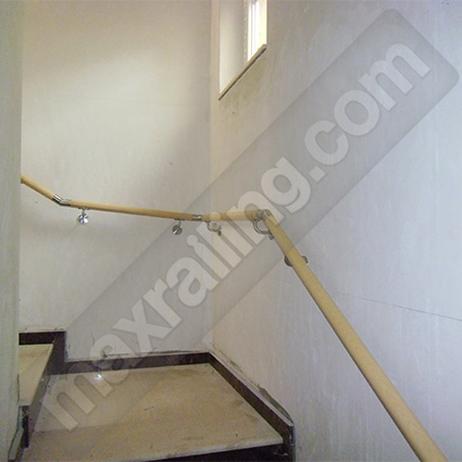 Иноксови парапети